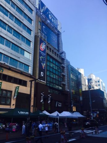 Nine story golf shop - Victoria Golf Store in Tokyo